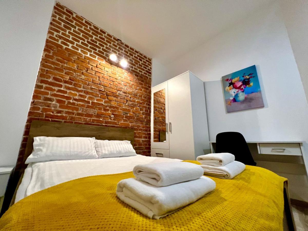Red&Yellow Apartments Centrum 奥尔什丁 外观 照片