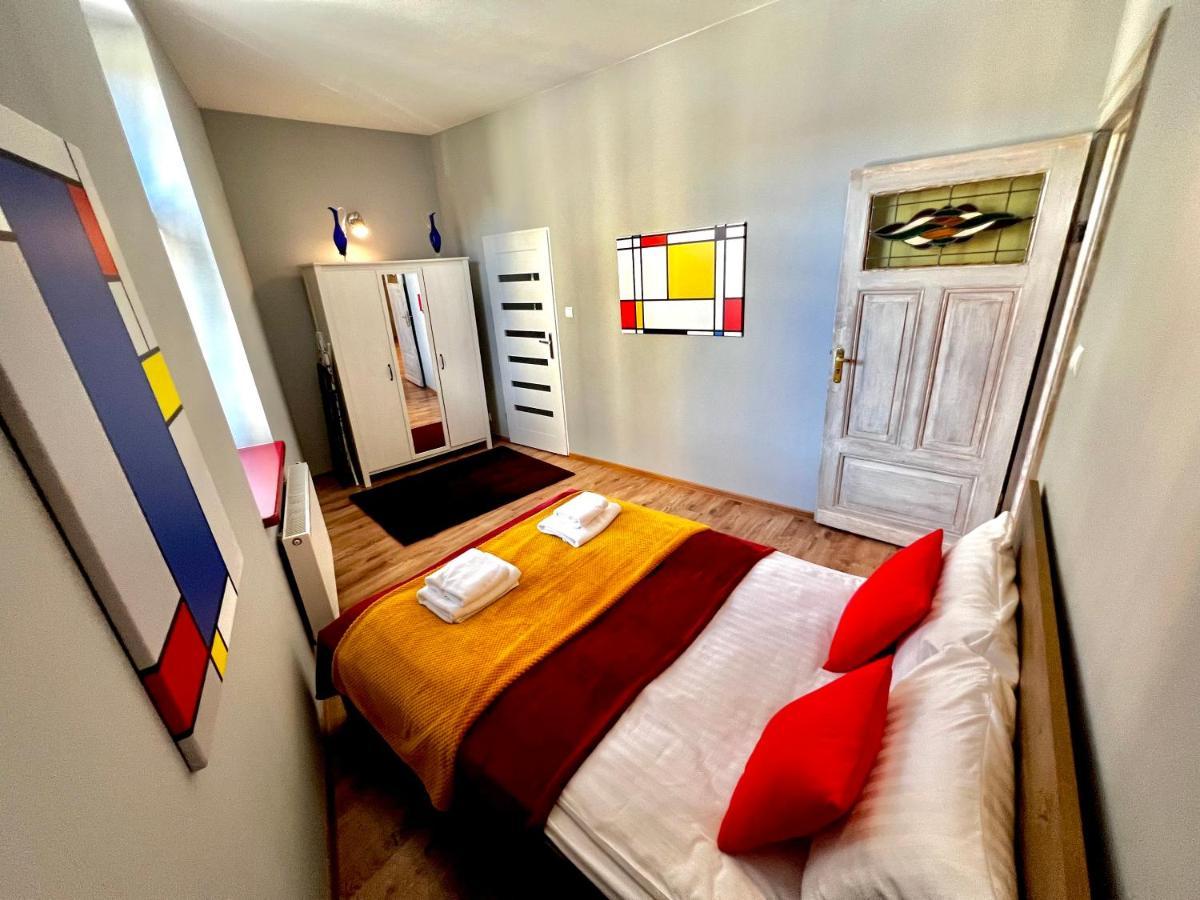 Red&Yellow Apartments Centrum 奥尔什丁 外观 照片