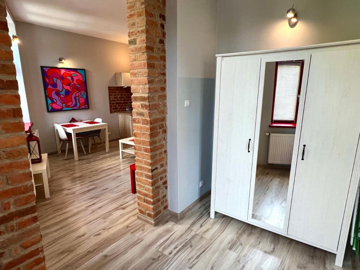 Red&Yellow Apartments Centrum 奥尔什丁 外观 照片